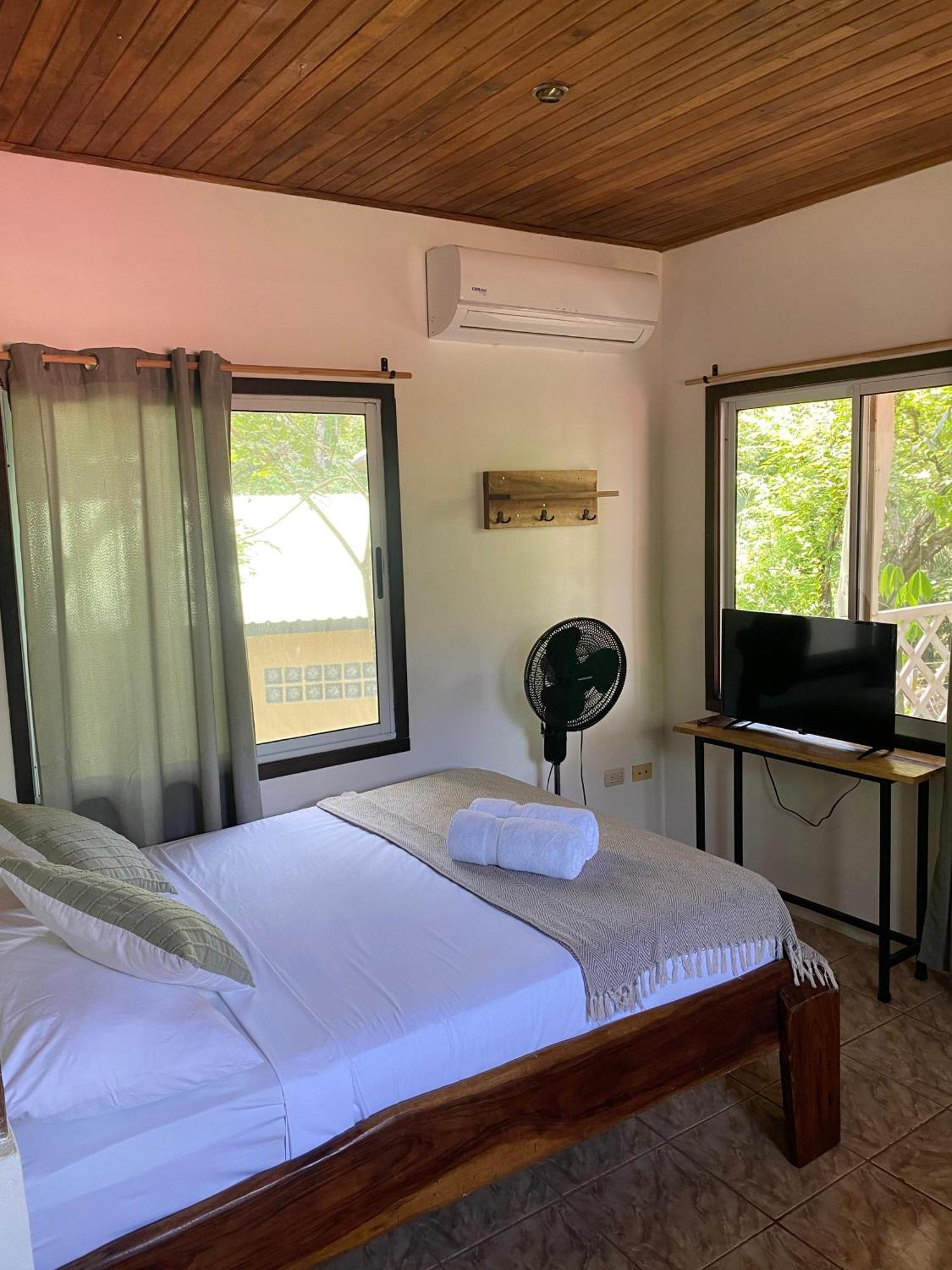 Cuatro Vientos Lodge & Apartments - Mal Pais, Costa Rica Playa Santa Teresa  Kültér fotó