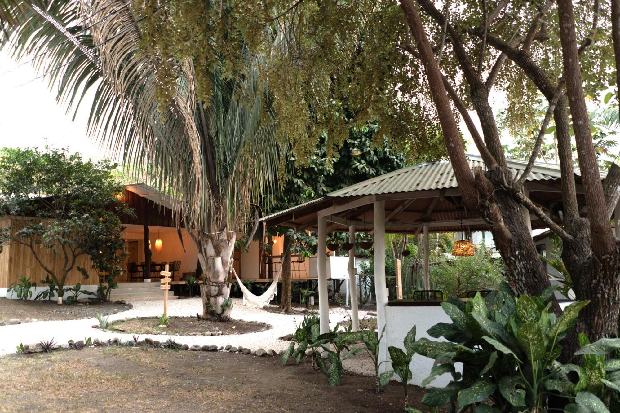 Cuatro Vientos Lodge & Apartments - Mal Pais, Costa Rica Playa Santa Teresa  Kültér fotó