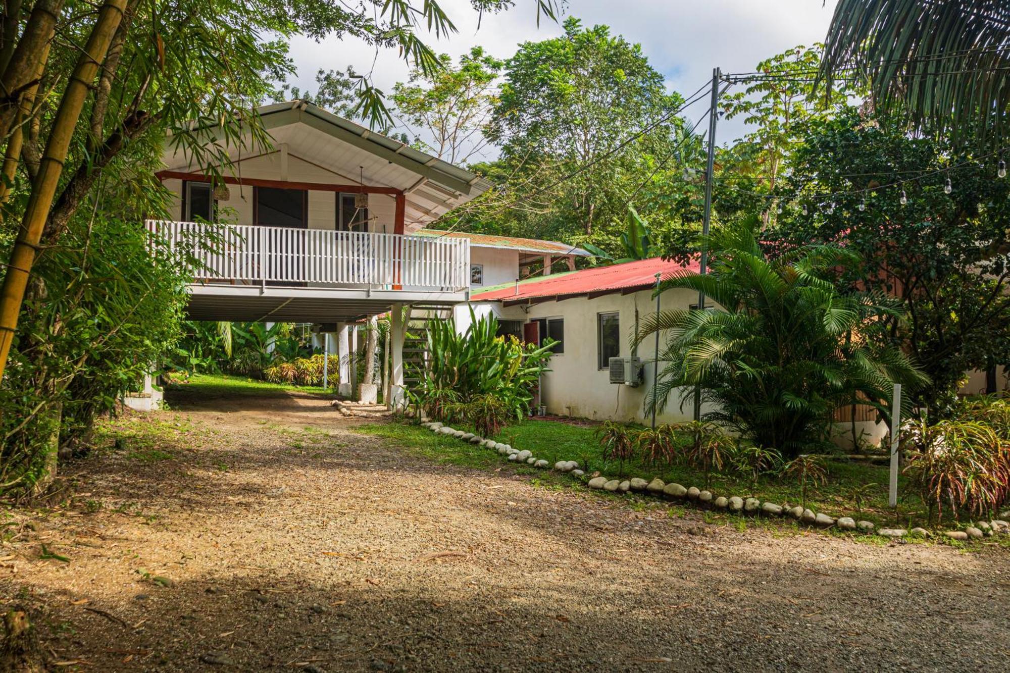 Cuatro Vientos Lodge & Apartments - Mal Pais, Costa Rica Playa Santa Teresa  Kültér fotó